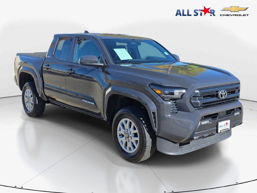 Used 2025 Toyota Tacoma SR5