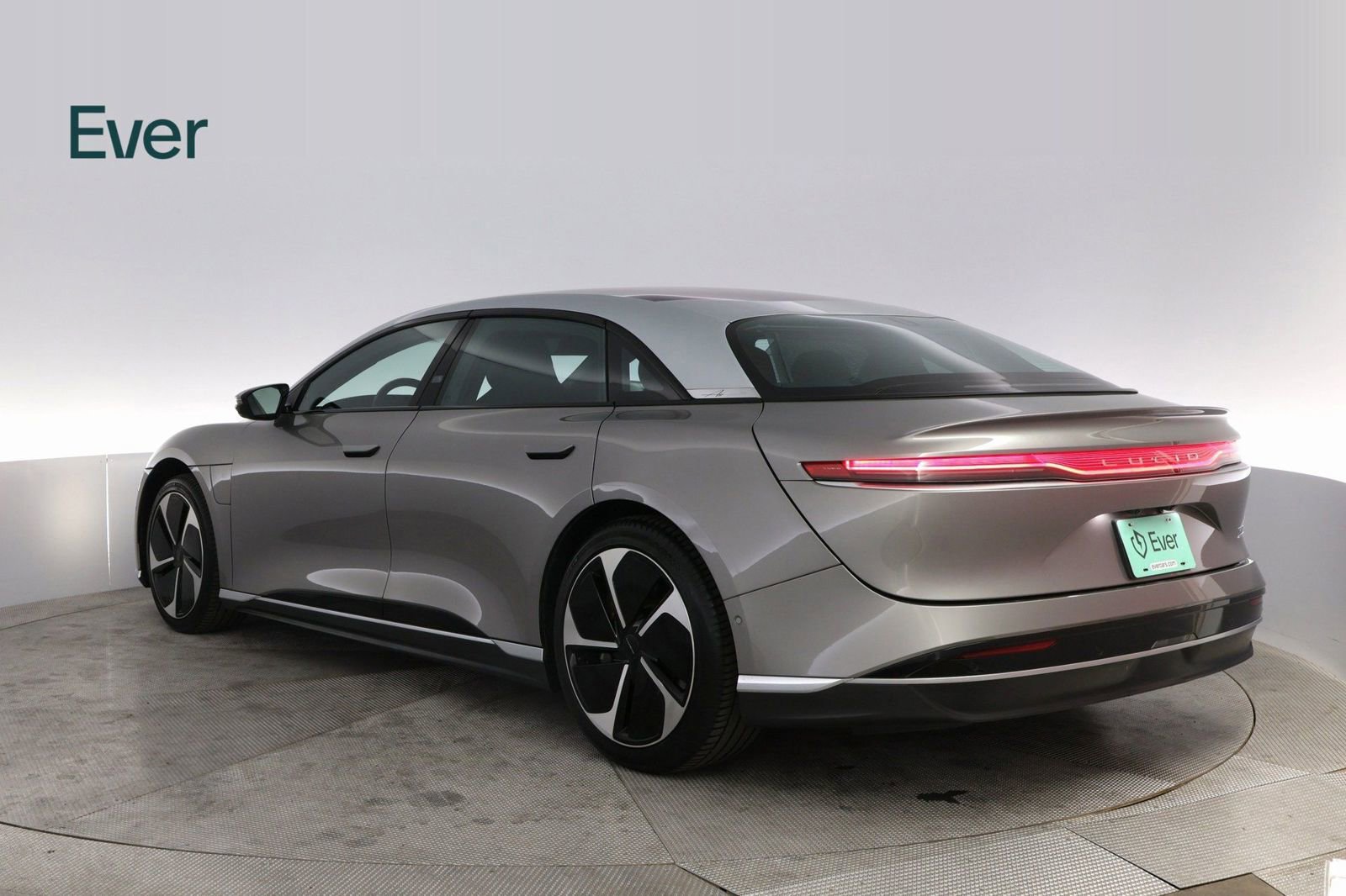 Used 2023 Lucid Air Touring image 14