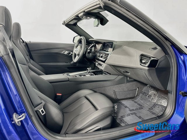 Used 2026 BMW Z4 M40i RWD image 18