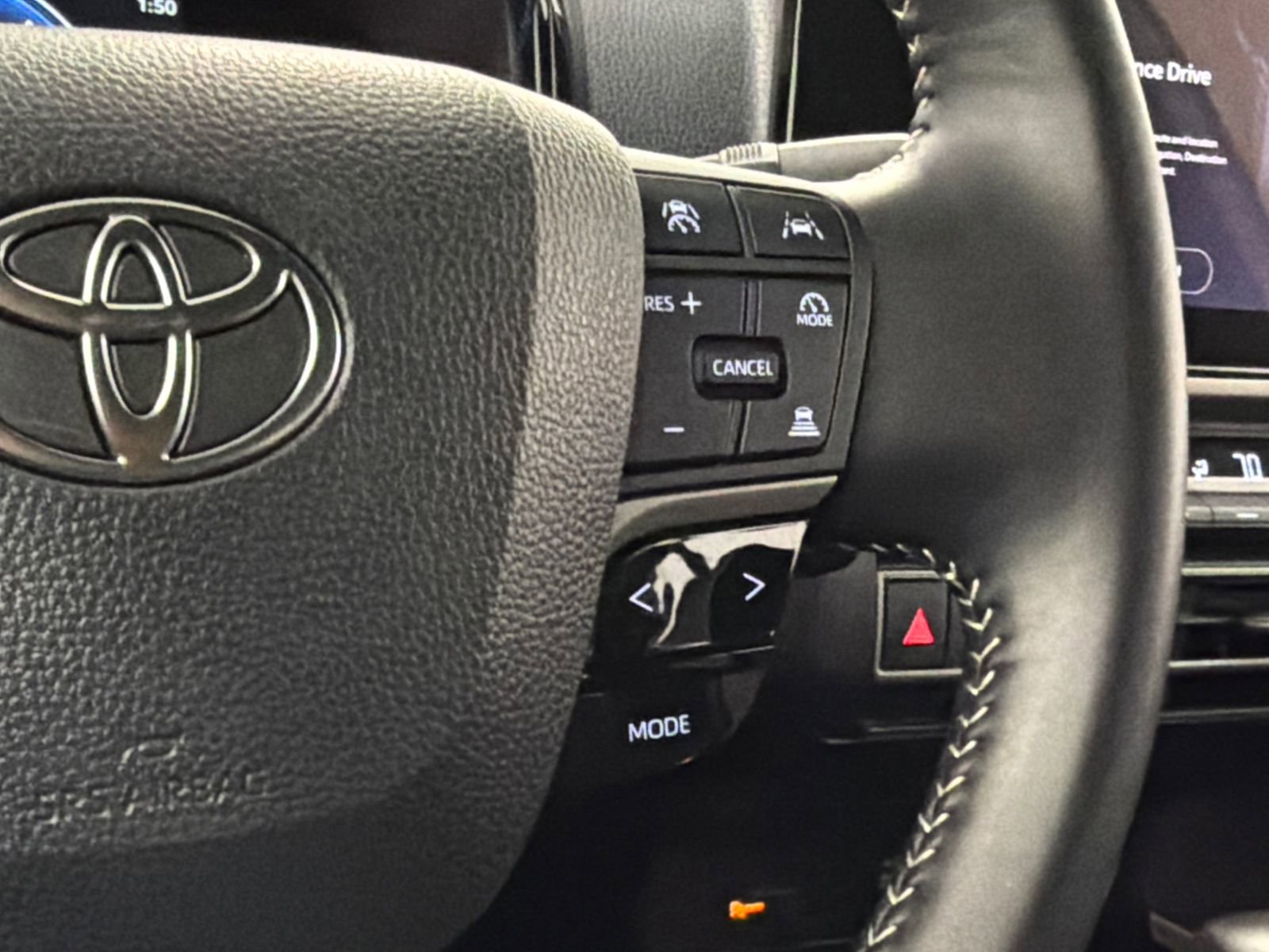 Used 2025 Toyota Camry SE image 19