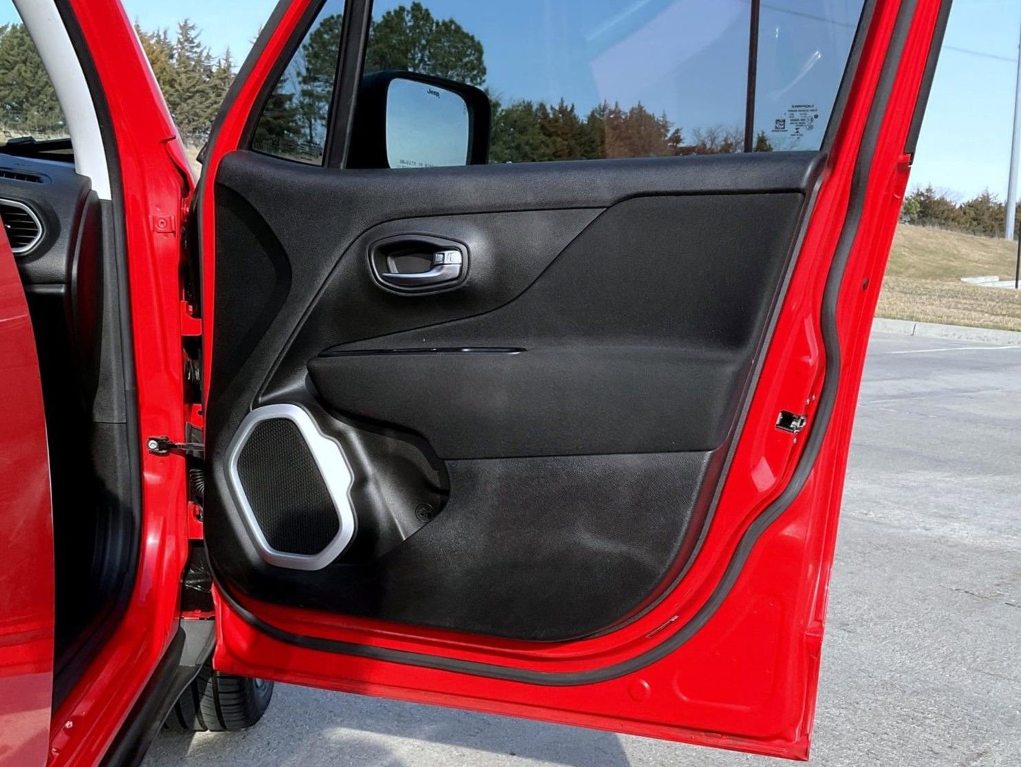 Used 2021 Jeep Renegade Sport FWD image 17