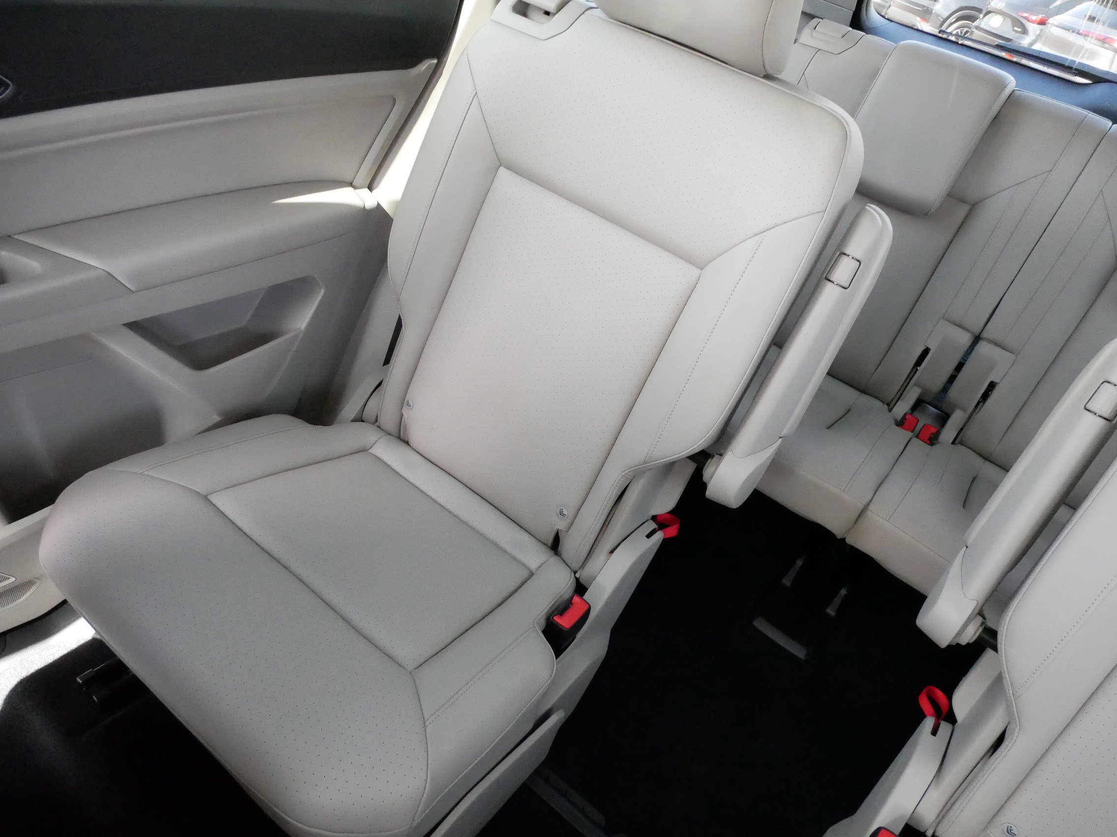 Used 2019 Volkswagen Atlas SEL AWD/4WD image 12