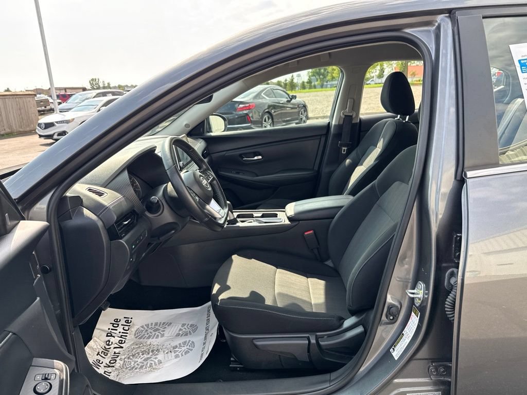 Used 2025 Nissan Sentra SV w/ All-Weather Package FWD image 26