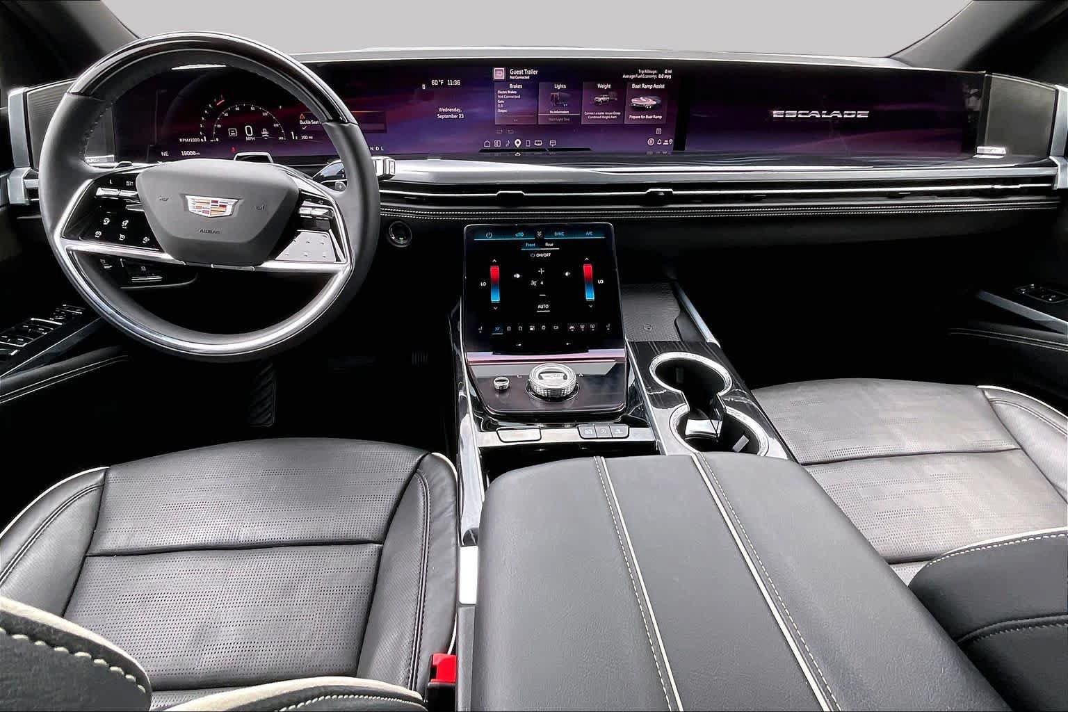 Used 2025 Cadillac Escalade Sport AWD/4WD image 14