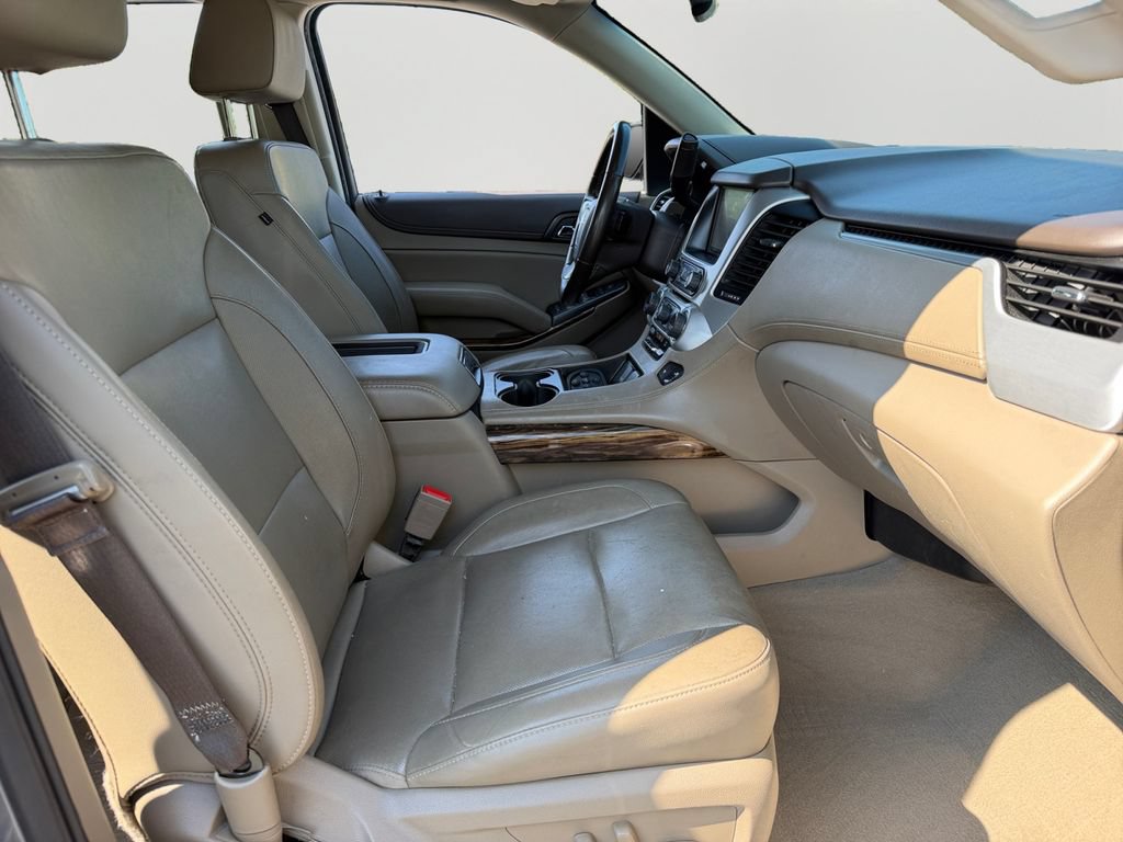 Used 2020 GMC Yukon XL SLT w/ Premium Edition AWD/4WD image 8
