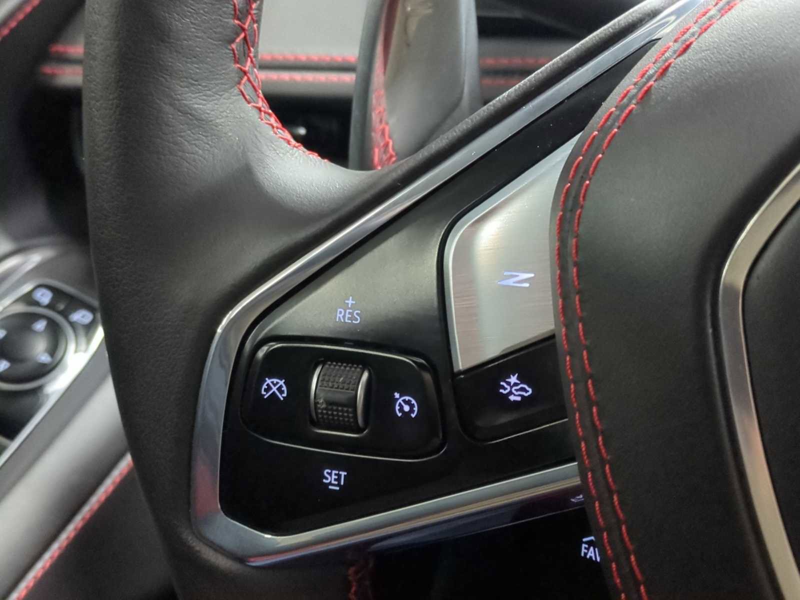 Used 2024 Chevrolet Corvette Stingray Premium Cpe w/ Z51 Performance Package image 18