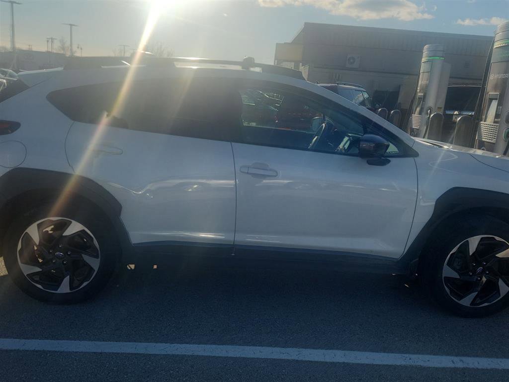 Used 2024 Subaru Crosstrek 2.5i Limited image 3