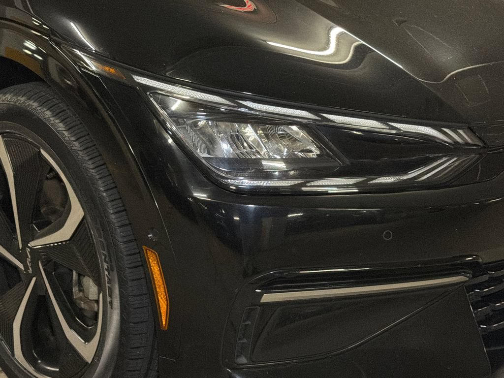 Certified 2023 Kia EV6 GT-Line w/ GT-Line Suede Seat Package AWD/4WD image 11