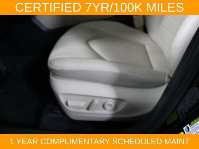 Used 2023 Toyota Highlander XLE FWD image 15