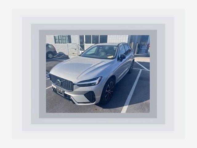 Used 2023 Volvo XC60 B5 Plus w/ Climate Package image 1