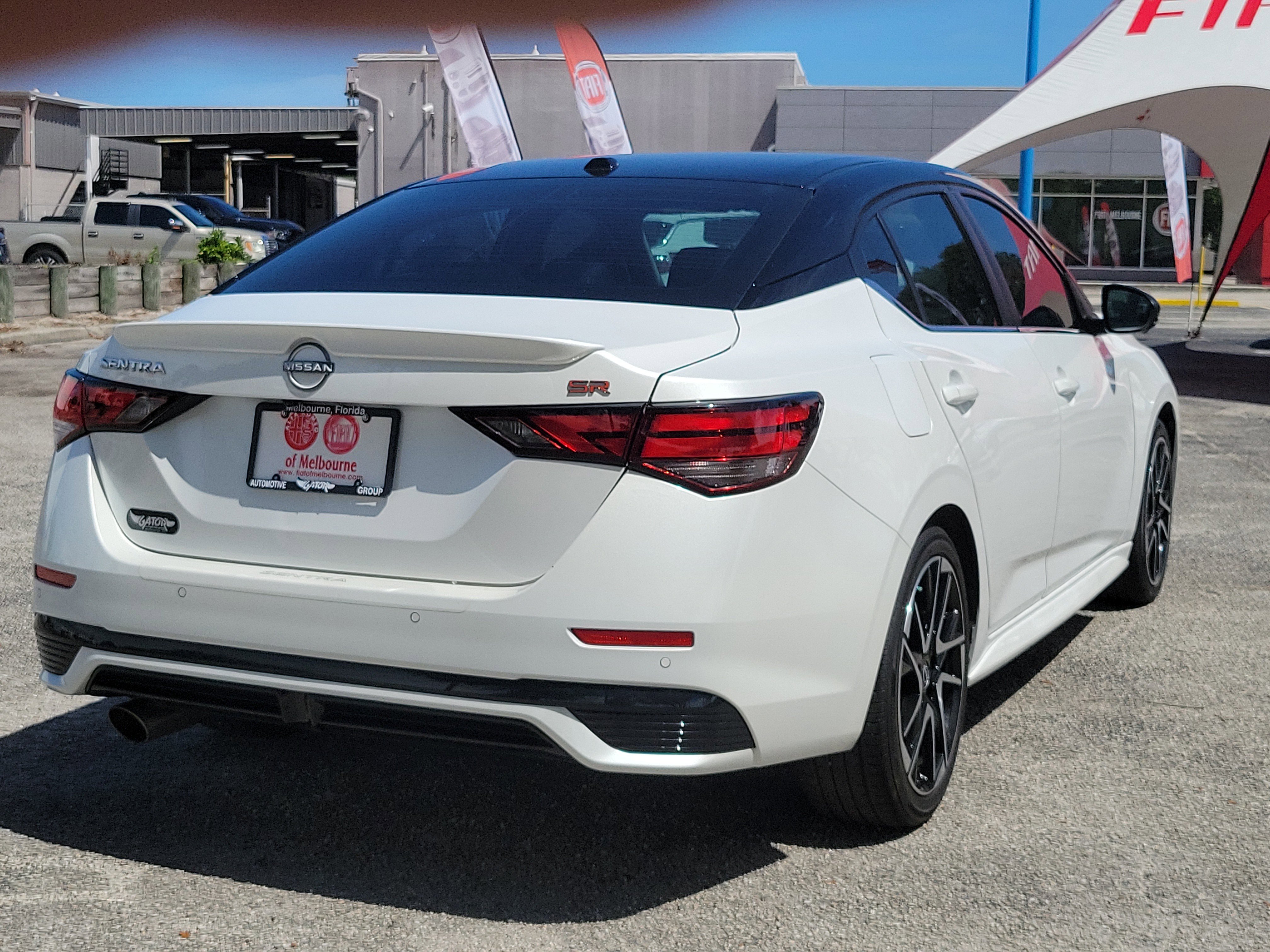 Used 2024 Nissan Sentra SR w/ SR Premium Package FWD image 4