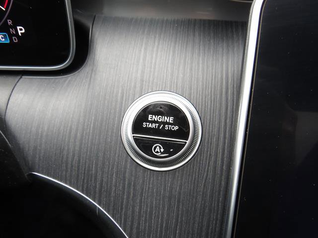 Used 2025 Mercedes-Benz C 300 4MATIC Sedan image 14