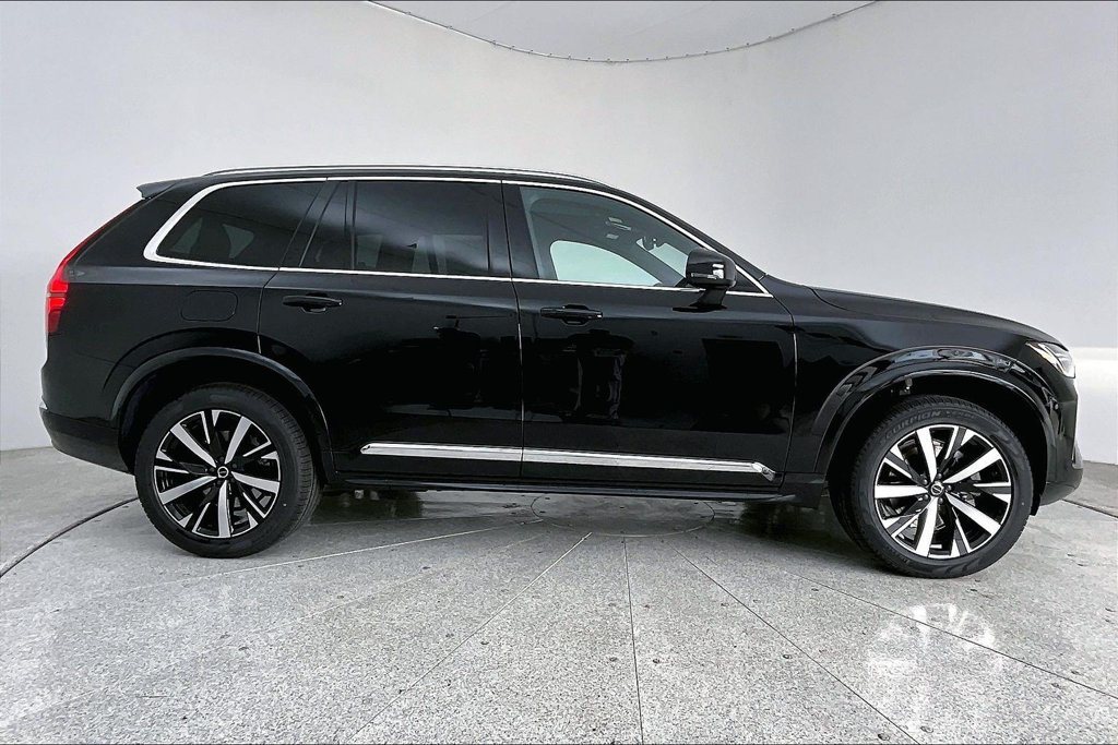 New 2026 Volvo XC90 B5 Core AWD/4WD image 10