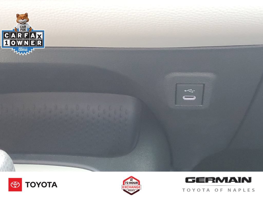 Used 2026 Toyota Corolla LE FWD image 31