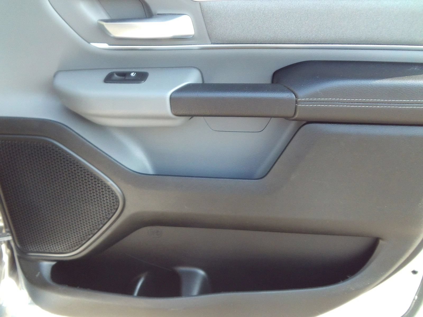 Used 2019 RAM 1500 Big Horn AWD/4WD image 36