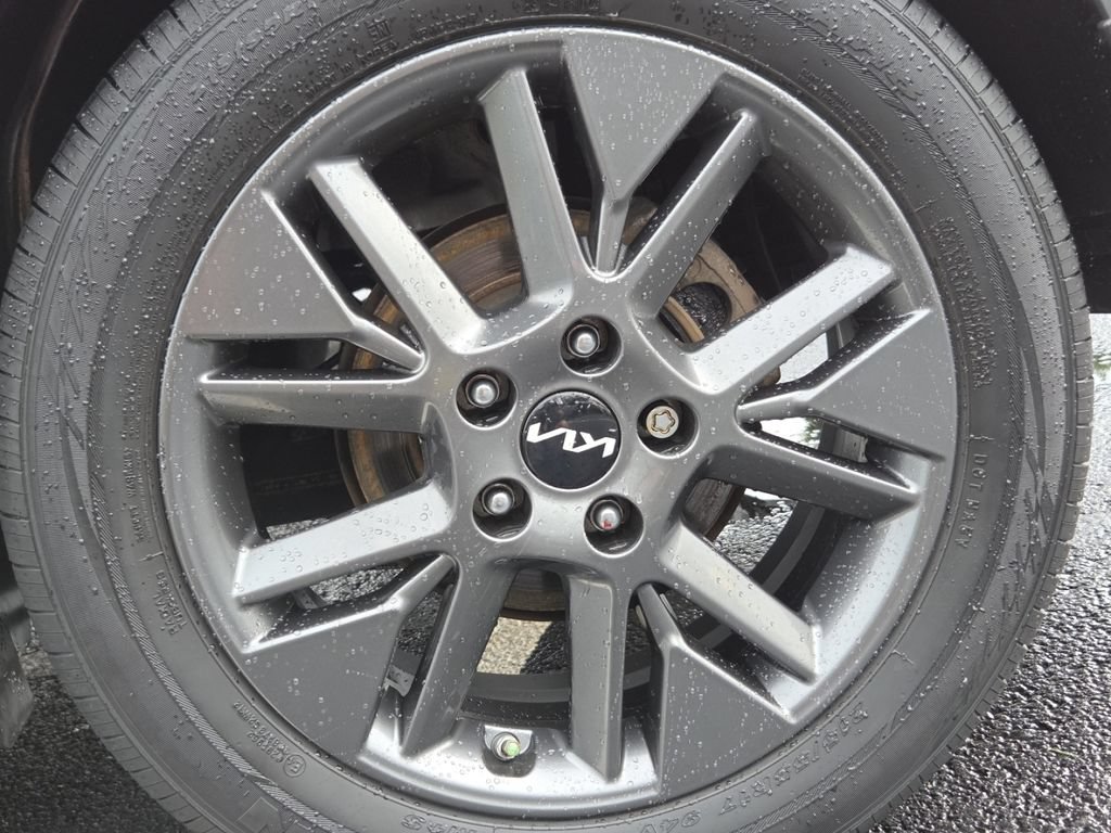 Used 2022 Kia Soul EX FWD image 16