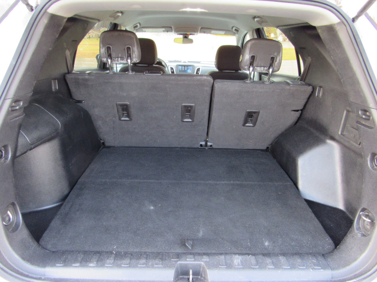 Used 2018 Chevrolet Equinox LT image 10