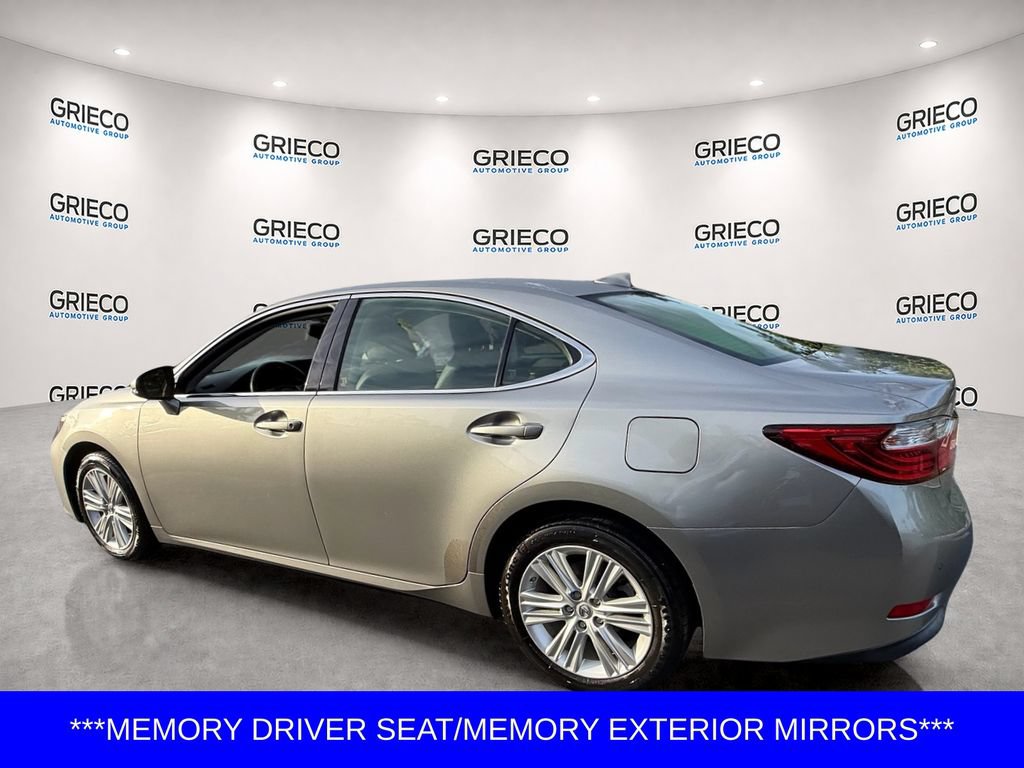 Used 2015 Lexus ES 350 w/ Premium Package FWD image 5