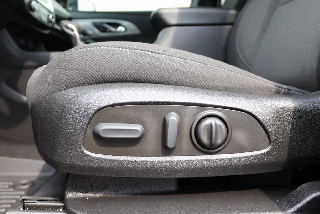 Used 2023 Chevrolet Traverse LT AWD/4WD image 19