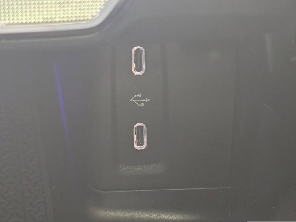 Certified 2025 Mercedes-Benz GLC 350e 4MATIC image 7