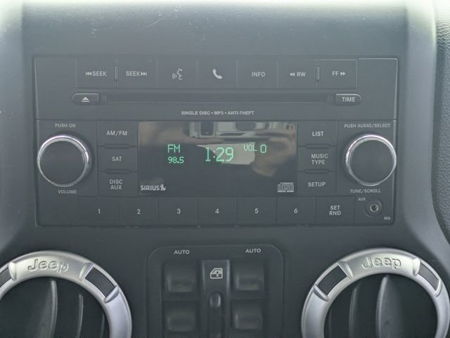 Used 2014 Jeep Wrangler Unlimited Sahara w/ Connectivity Group image 20