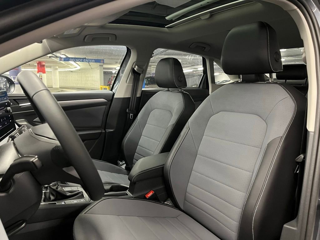 New 2026 Volkswagen Jetta SE FWD image 20