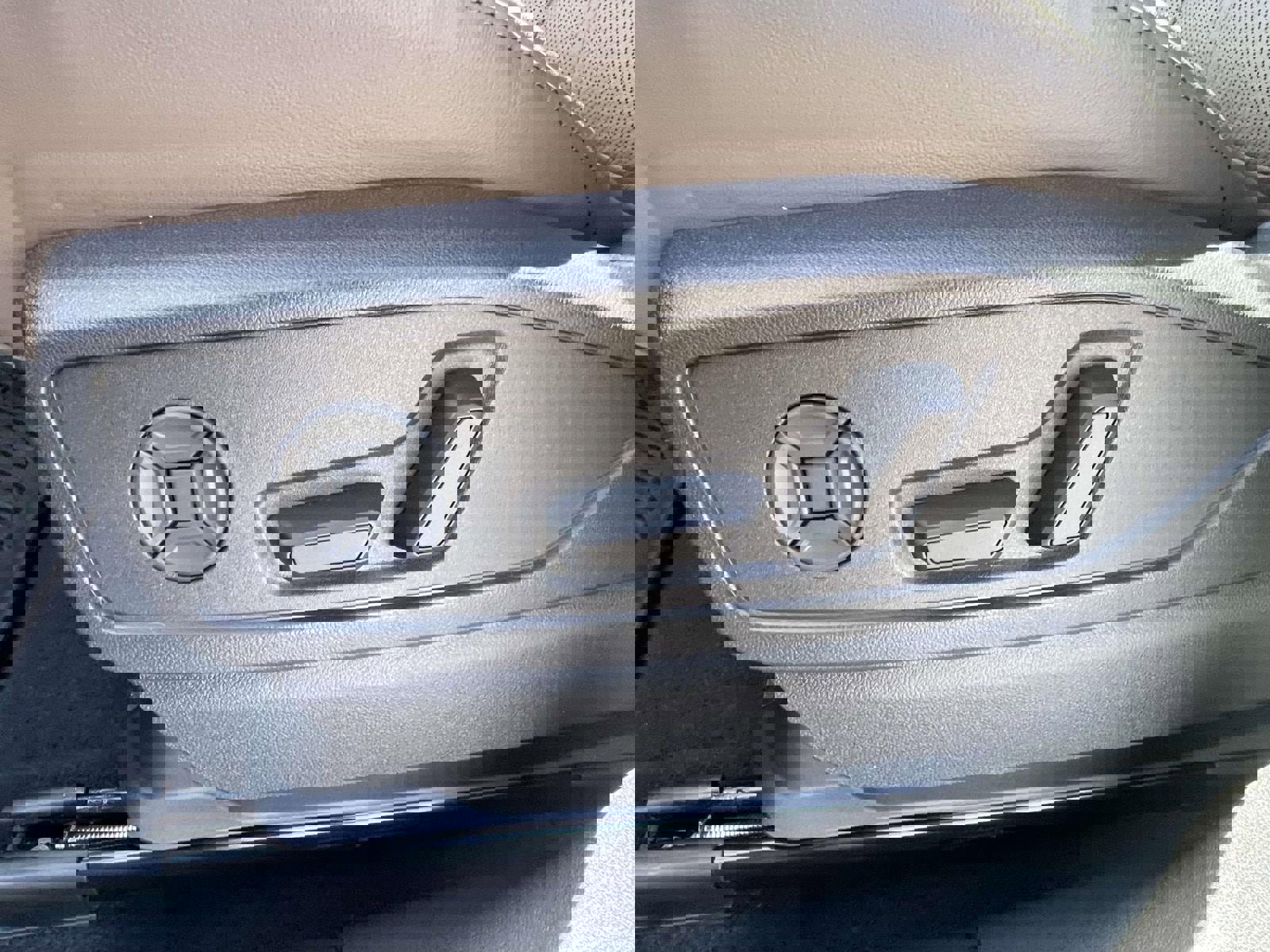 Certified 2025 Audi Q5 Prestige image 16