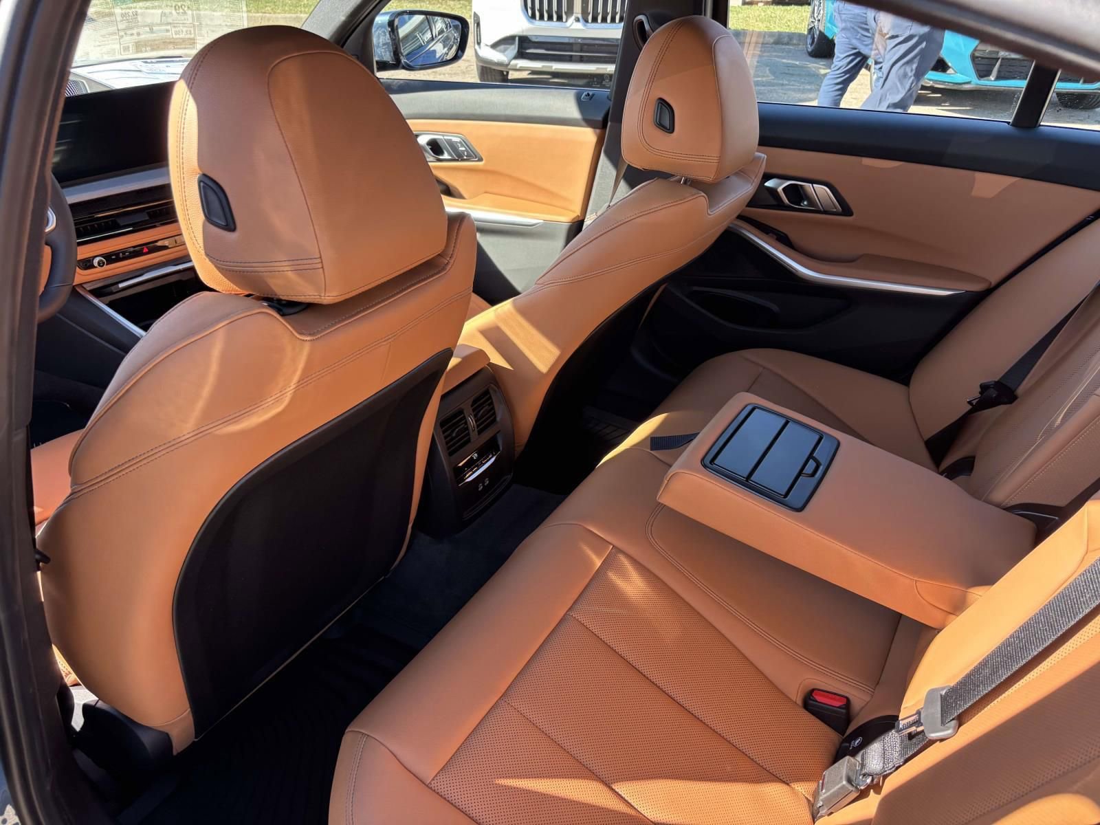 New 2026 BMW 330i xDrive Sedan w/ M Sport Package image 26