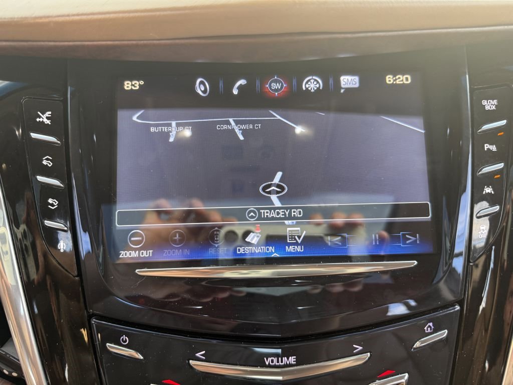 Used 2016 Cadillac Escalade ESV Platinum image 31