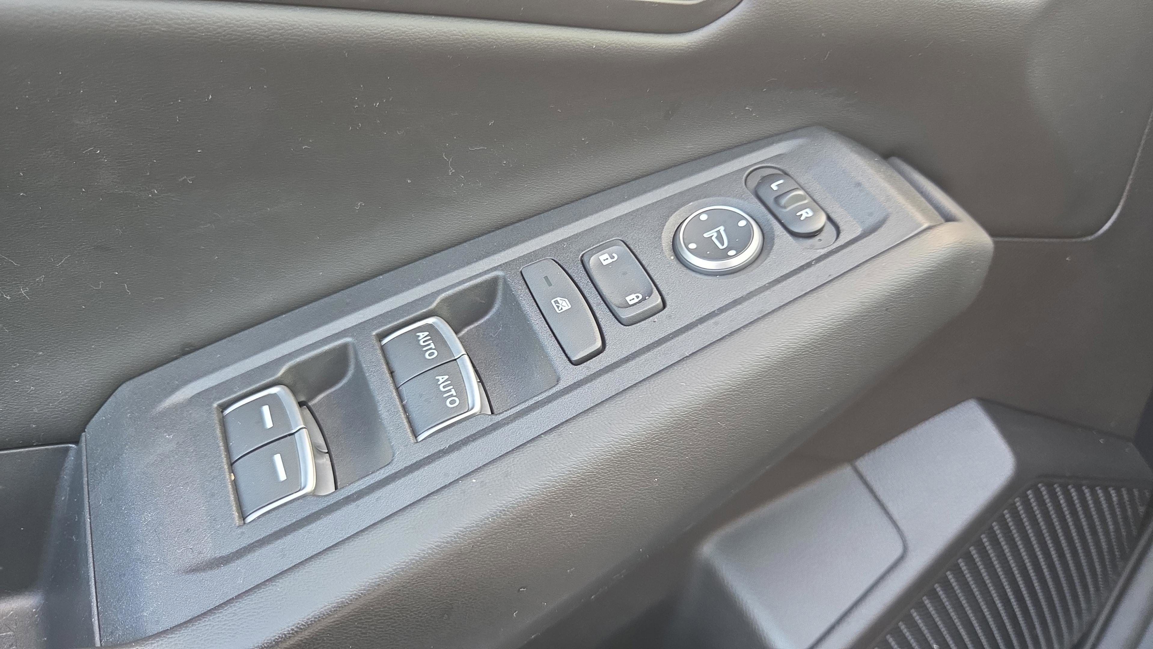 Used 2023 Honda Accord EX image 24