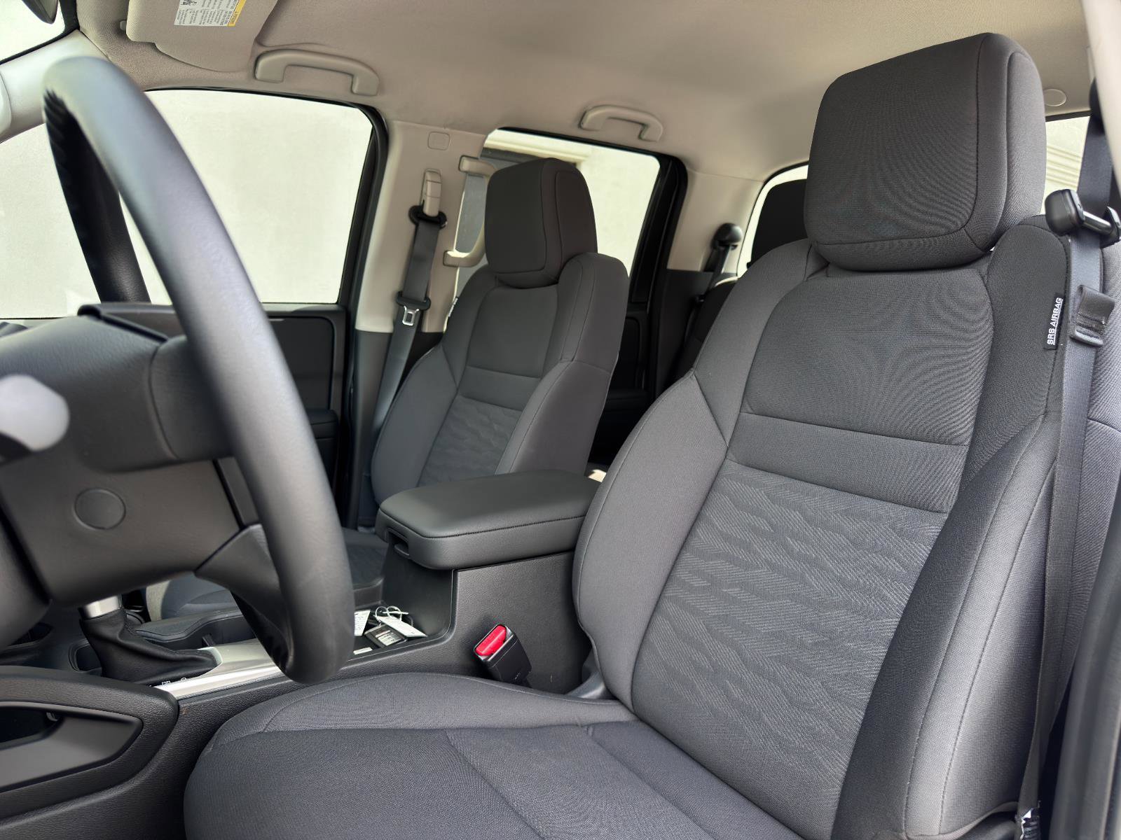 Used 2024 Nissan Frontier S image 16