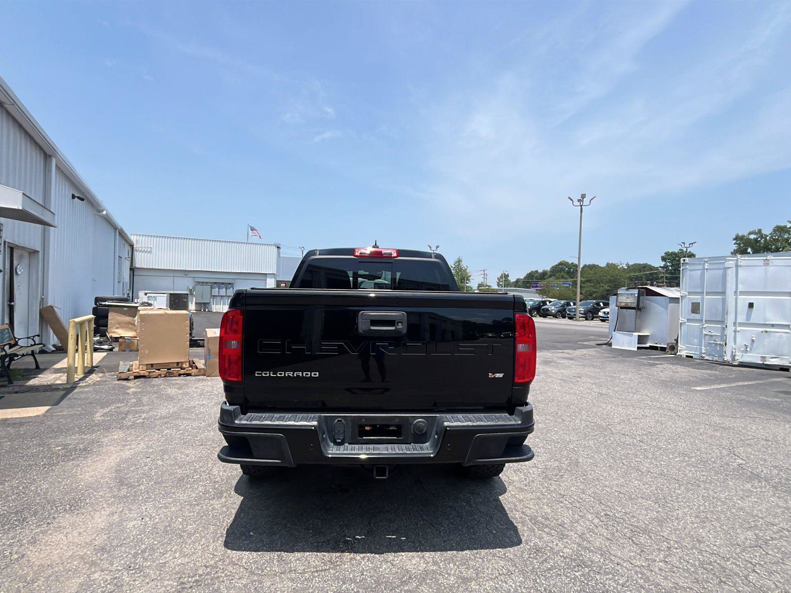 Used 2022 Chevrolet Colorado Z71 w/ Safety Package AWD/4WD image 4