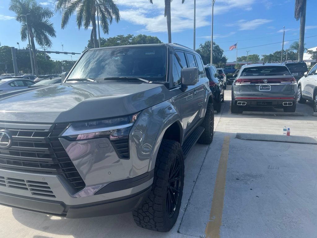 Used 2025 Lexus GX 550 w/ Cold Area Package AWD/4WD image 1