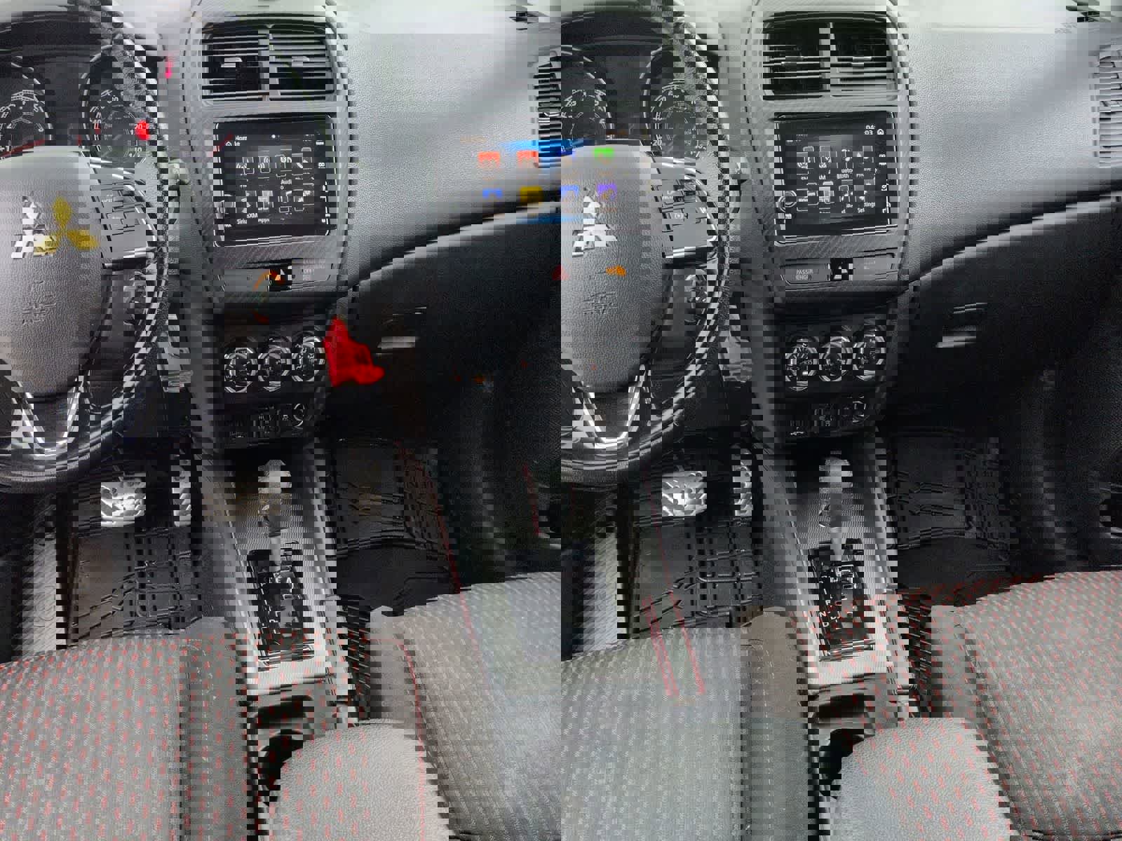 Used 2019 Mitsubishi Outlander Sport LE image 15