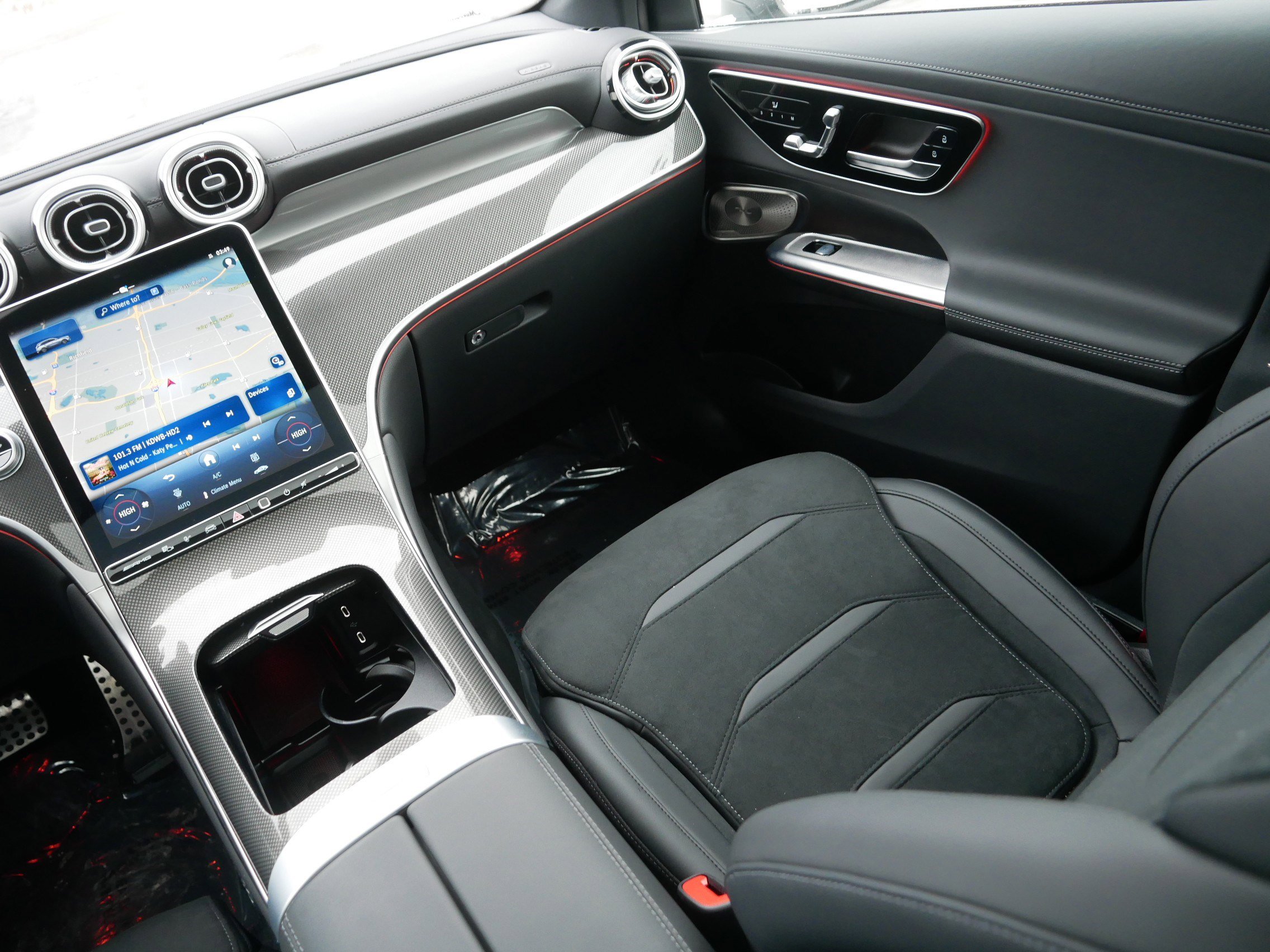 Used 2025 Mercedes-Benz GLC 63 AMG S image 11