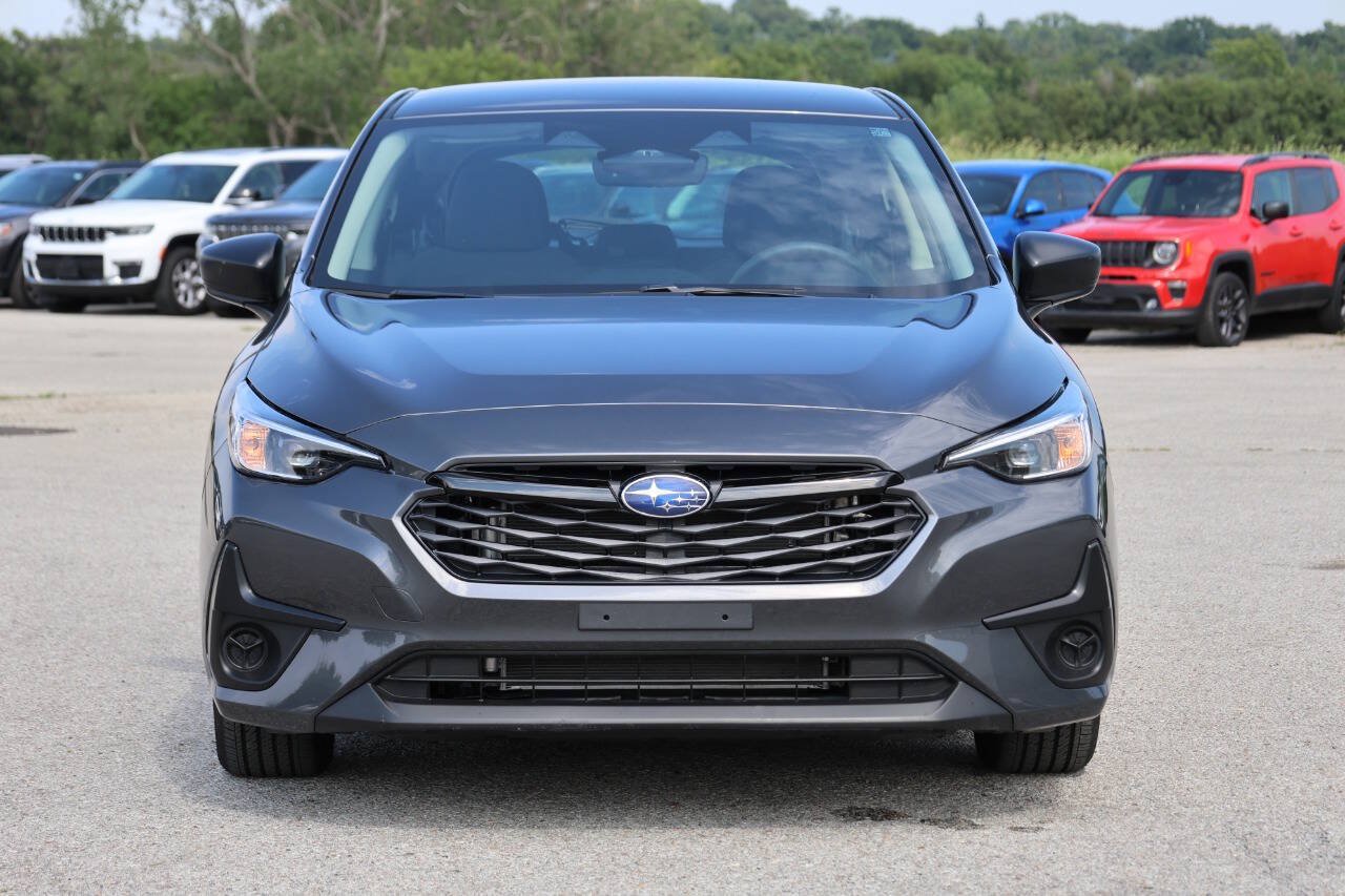 Used 2024 Subaru Impreza 2.0i AWD/4WD image 2