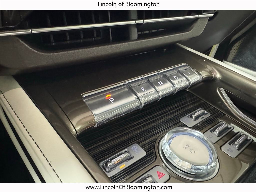 New 2024 Lincoln Nautilus Black Label w/ Jet Appearance Package (87T) image 43