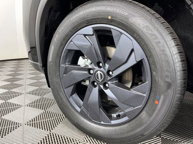 New 2026 Nissan Rogue SV w/ Cold Weather Package image 12