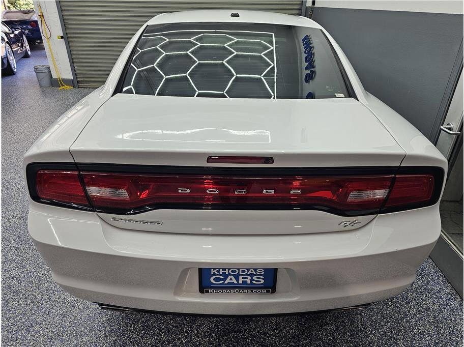 Used 2014 Dodge Charger R/T image 4