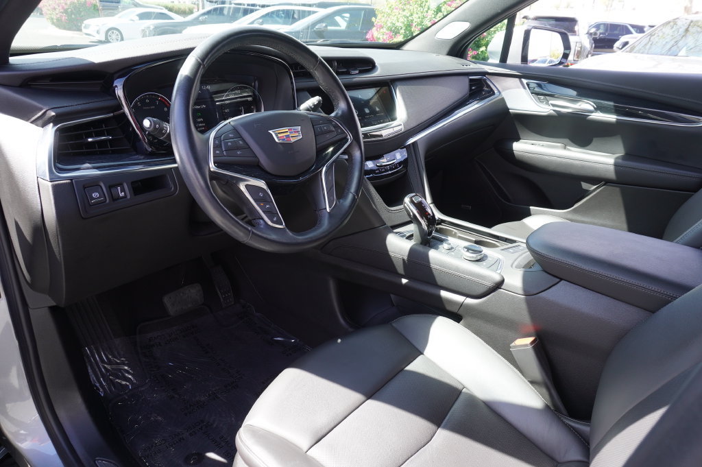 Certified 2024 Cadillac XT5 Premium Luxury FWD image 22