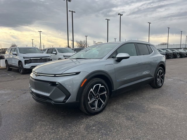 New 2026 Chevrolet Equinox EV LT image 7