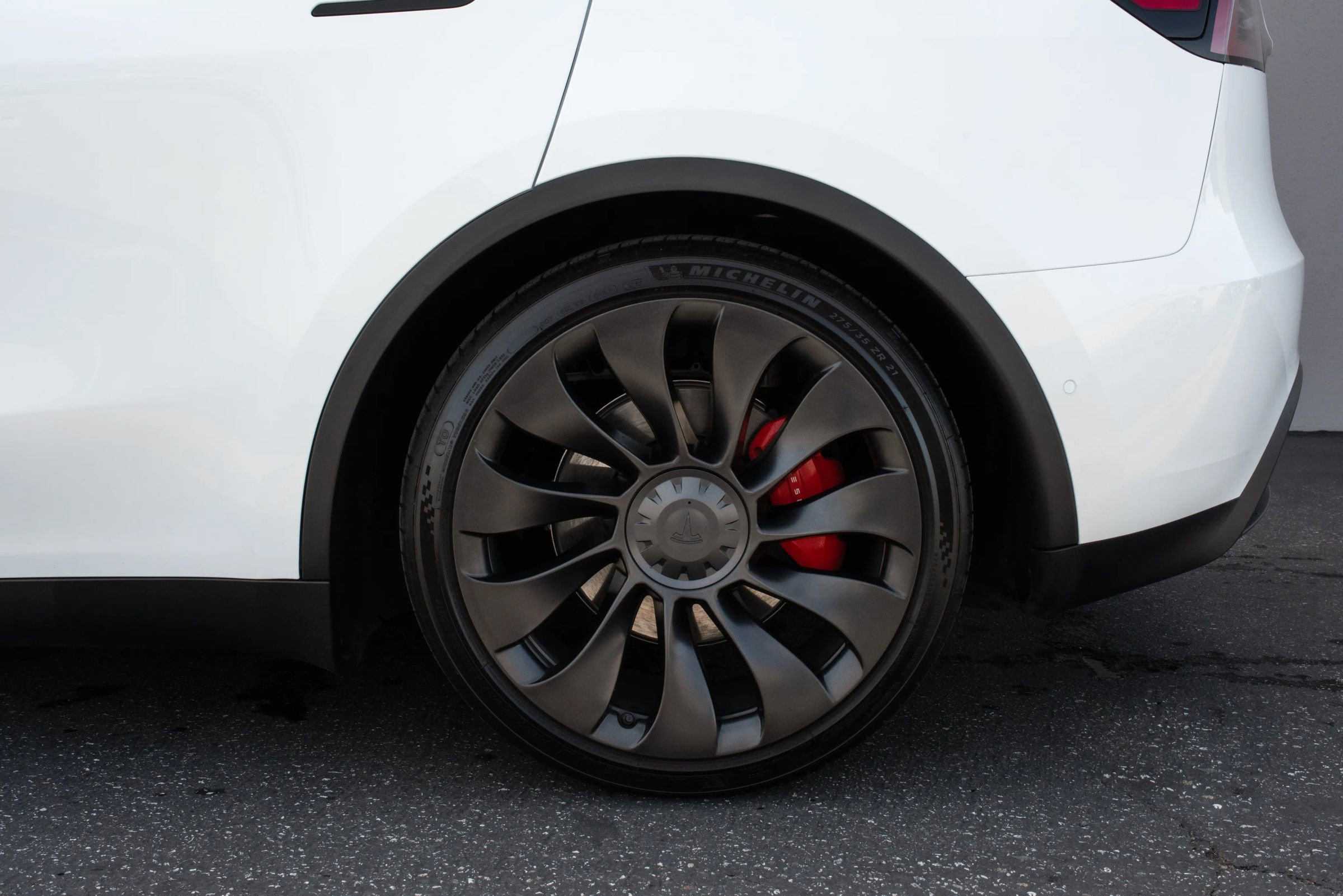 Used 2022 Tesla Model Y Performance image 35