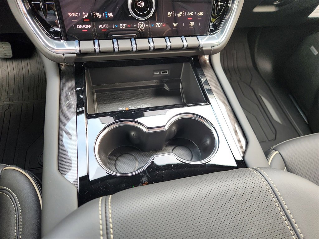 New 2026 GMC Yukon Elevation w/ Elevation Premium Package image 14