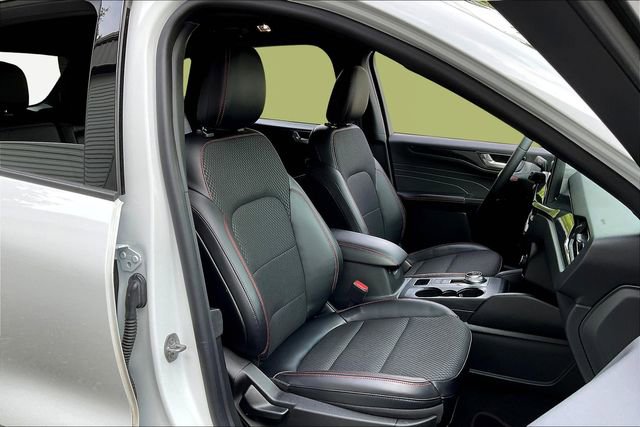 Used 2023 Ford Escape ST-Line w/ Tech Pack #1 image 19