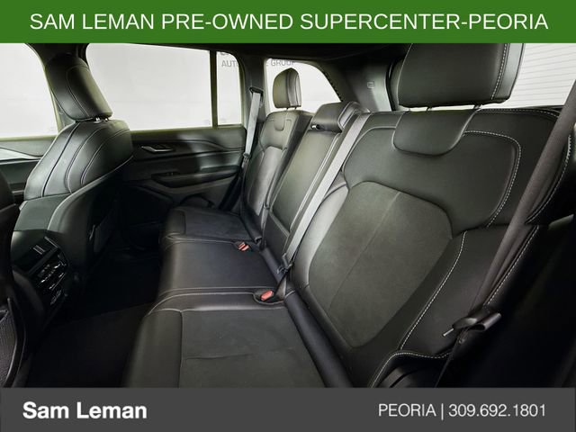 Used 2024 Jeep Grand Cherokee Altitude image 23