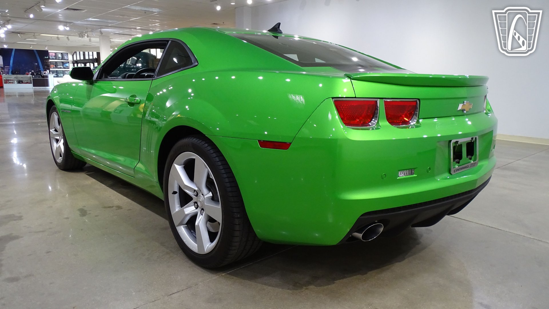 Used 2011 Chevrolet Camaro SS RWD image 9