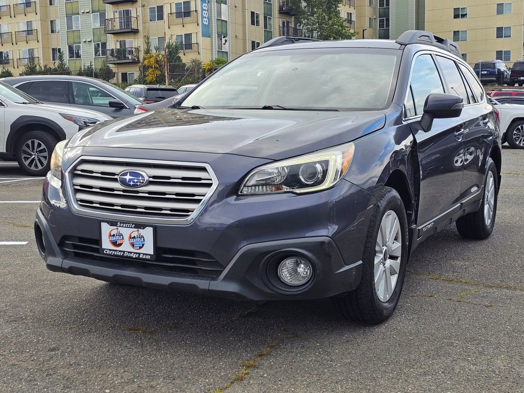 Used 2015 Subaru Outback 2.5i Premium AWD/4WD image 3