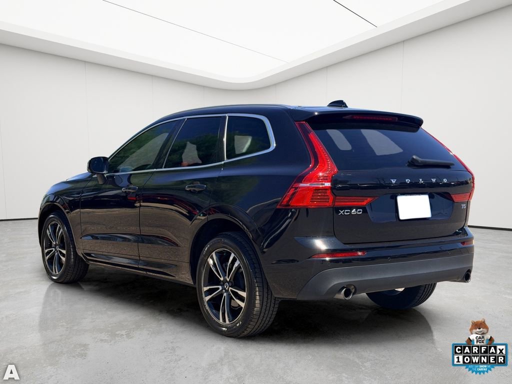 Used 2021 Volvo XC60 T5 Momentum w/ Advanced Package FWD image 4