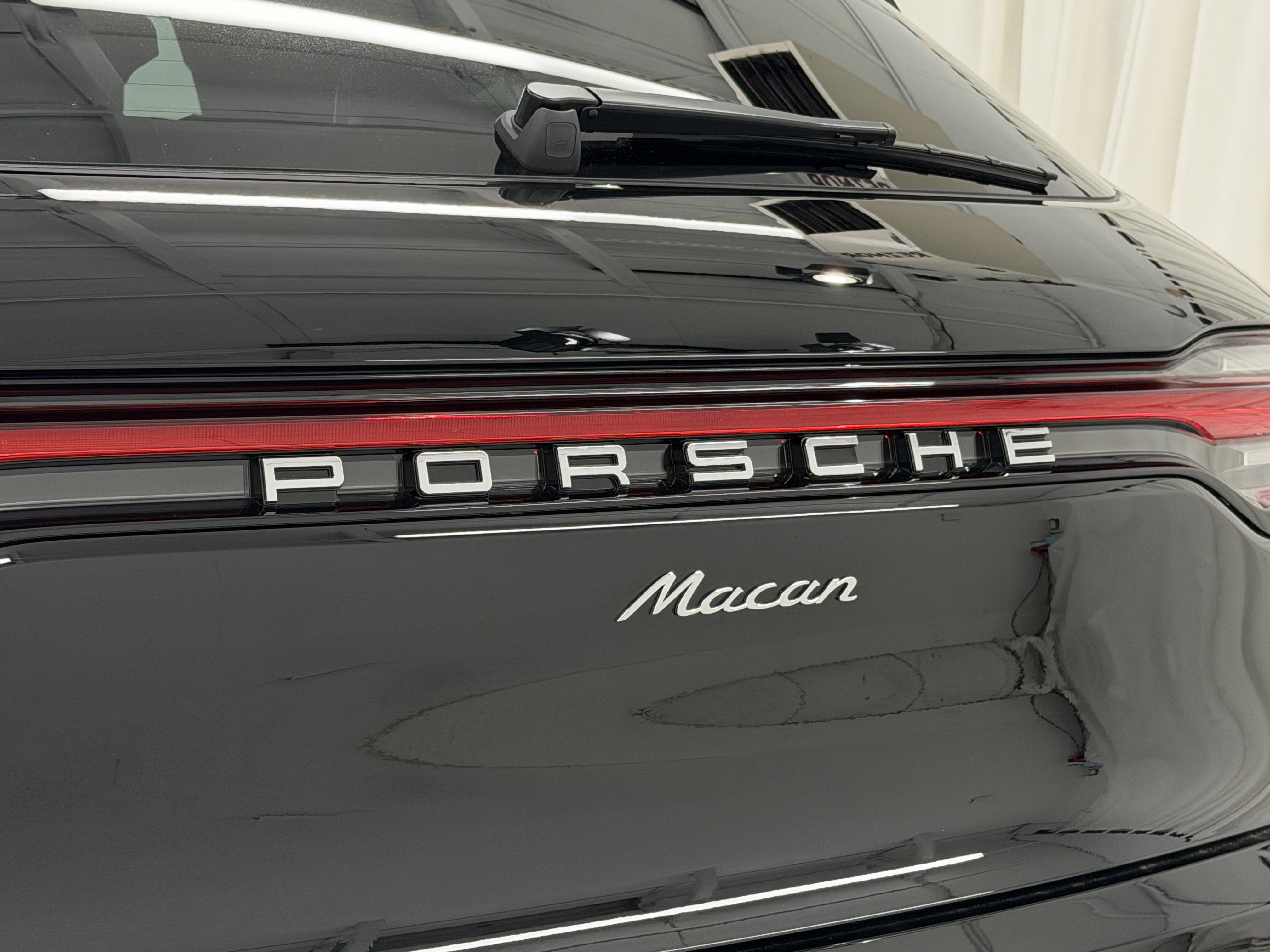 New 2026 Porsche Macan image 60