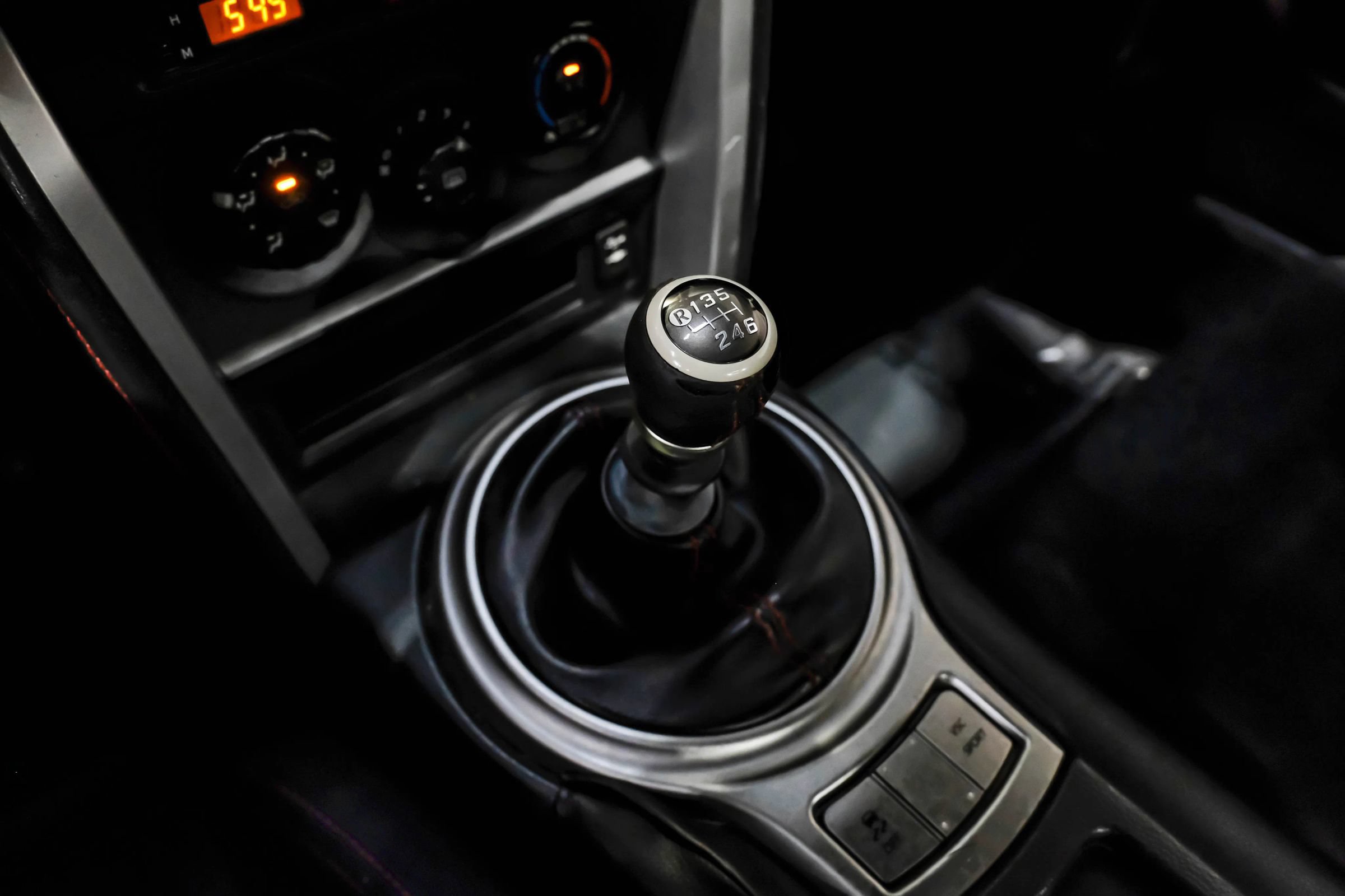 Used 2015 Scion FR-S RWD image 16